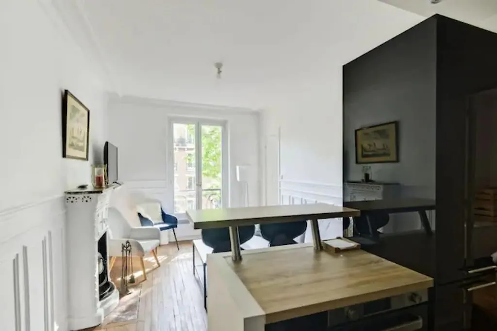 Entier A Montmartre Pour 4 Париж